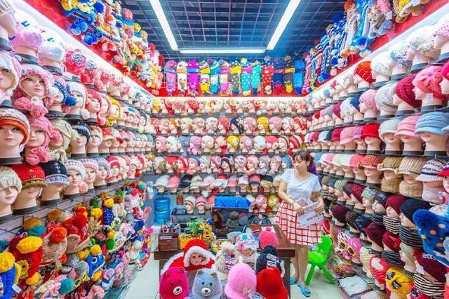 做小生意赚大钱:实拍遍布中国城市的义乌小商品批发市场